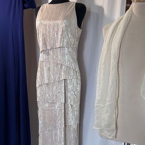 Alex Marie Elegant Gold Tiered Crinkle Shimmer Evening Dress sz 10 Maxi